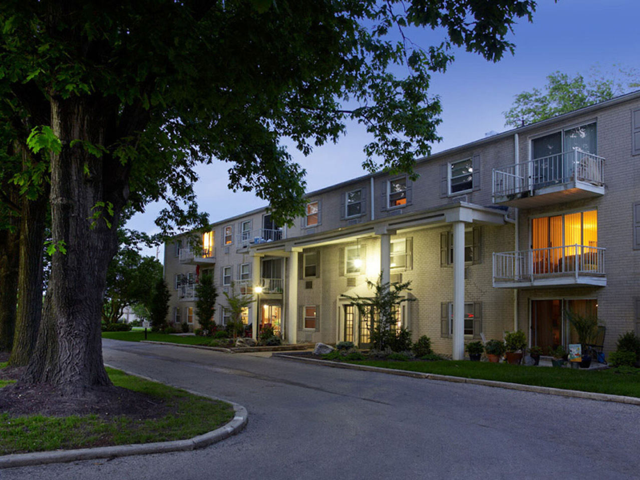 Green Valley Manor Image 20