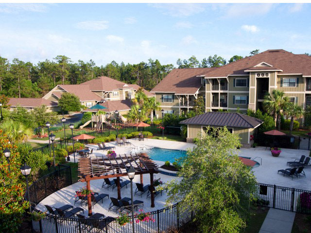 The Park at Whispering Pines Image 2