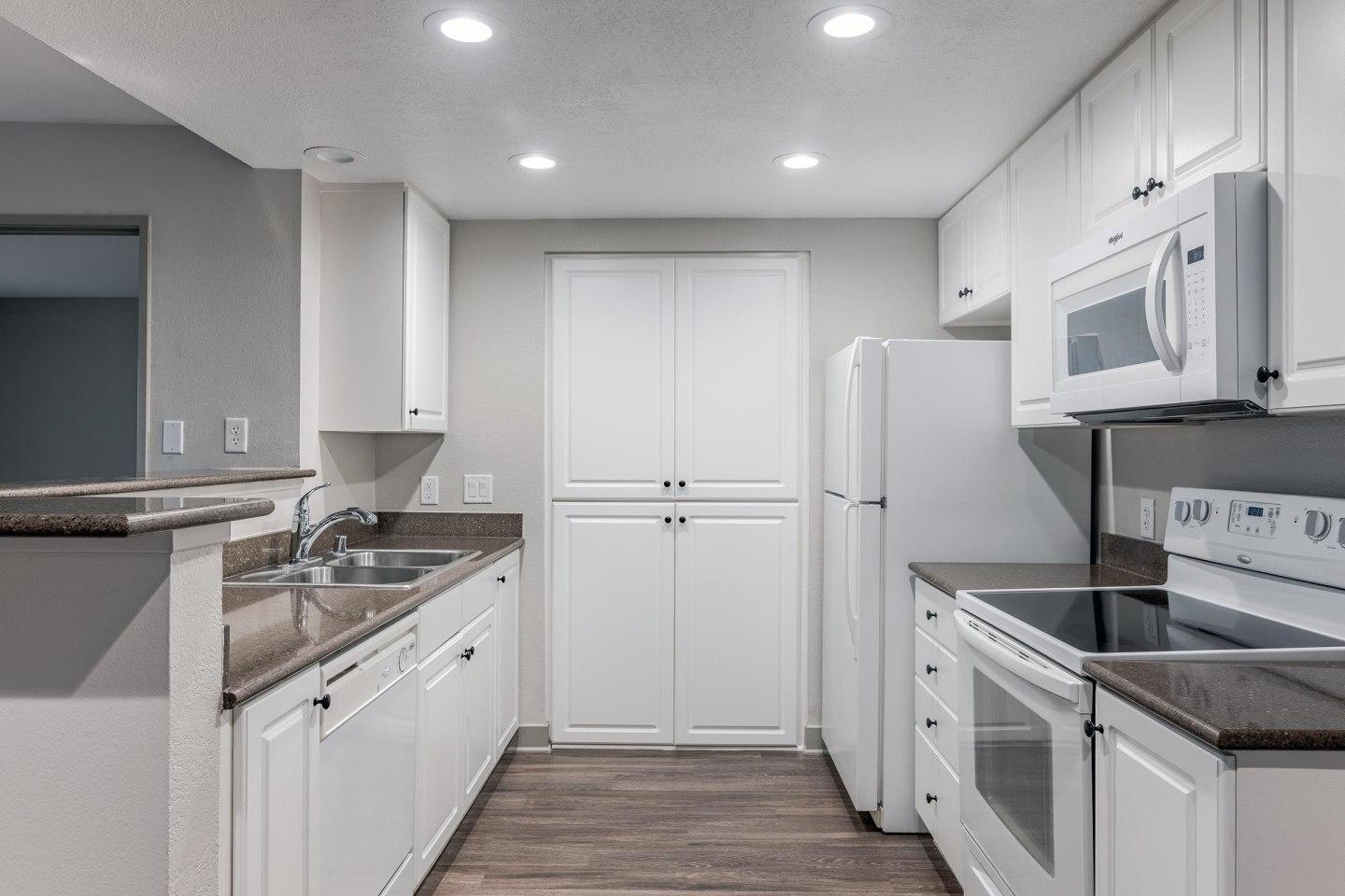 Sycamore Canyon Apartments Image 33