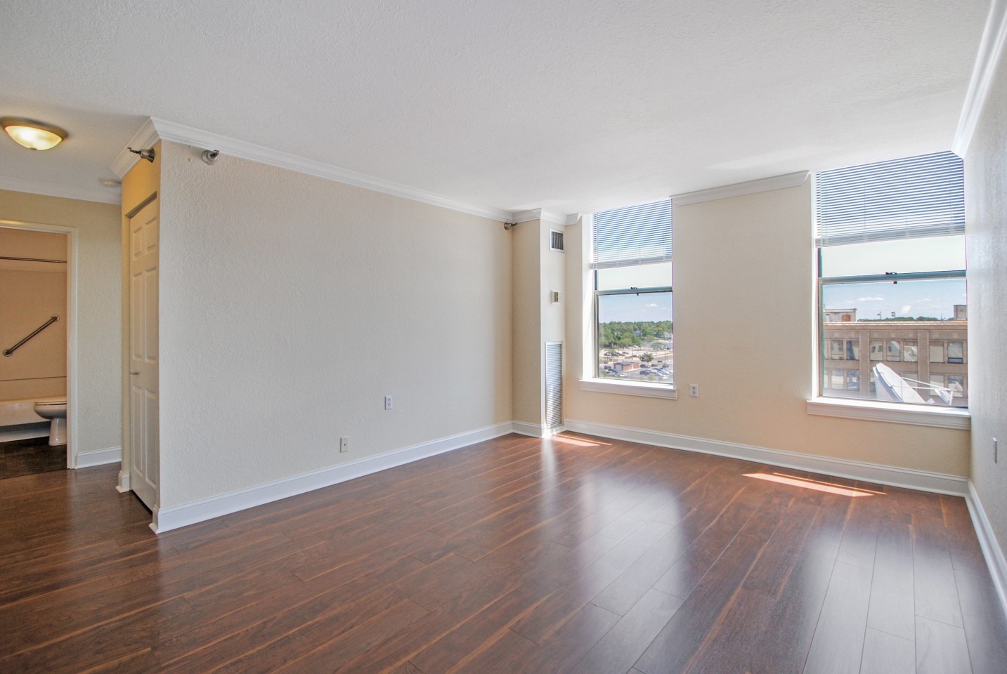 Bancroft Luxury Apartments Image 10