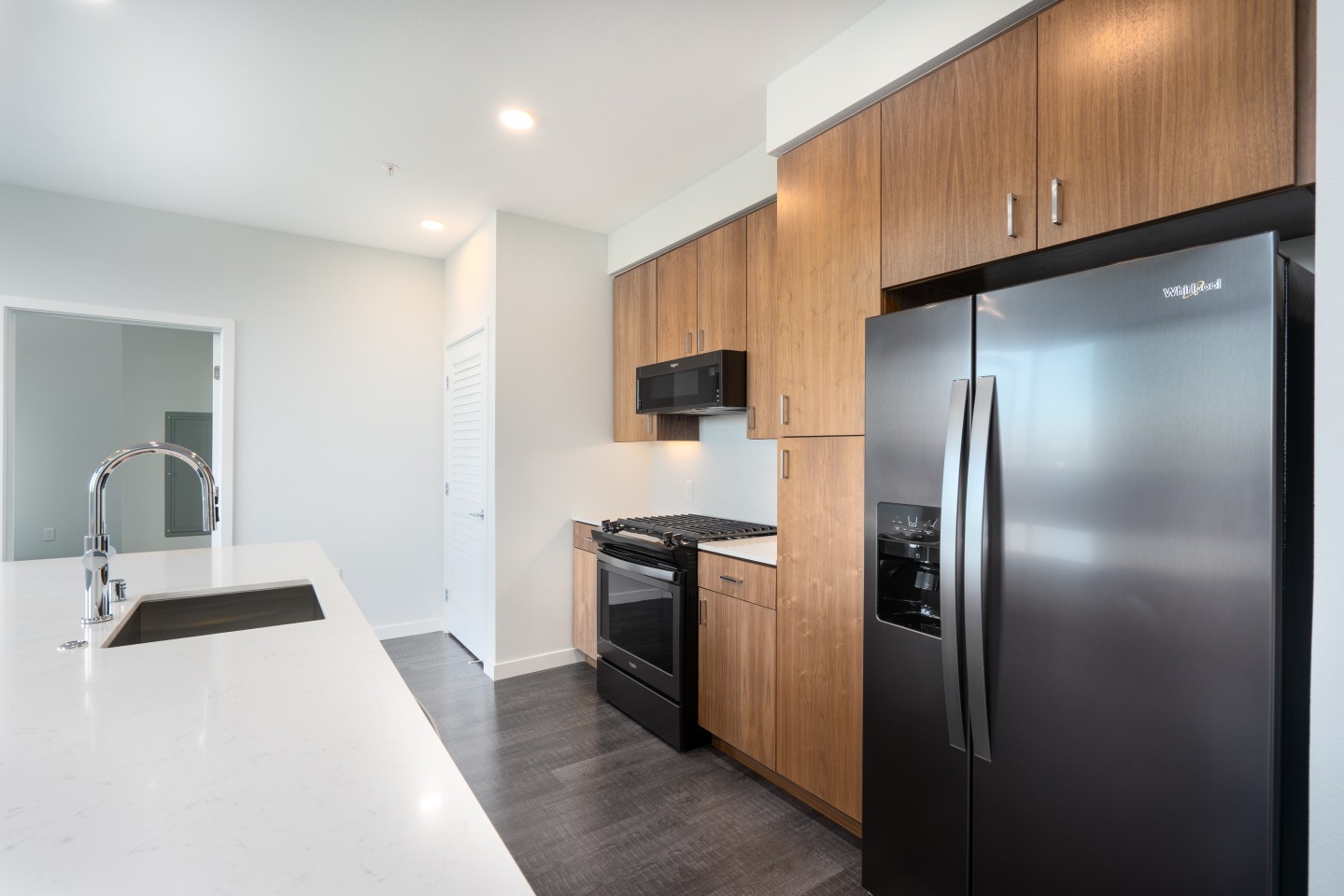 MV Apartments Image 14