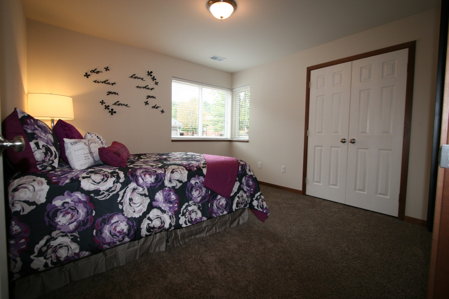 Deer View Image 60