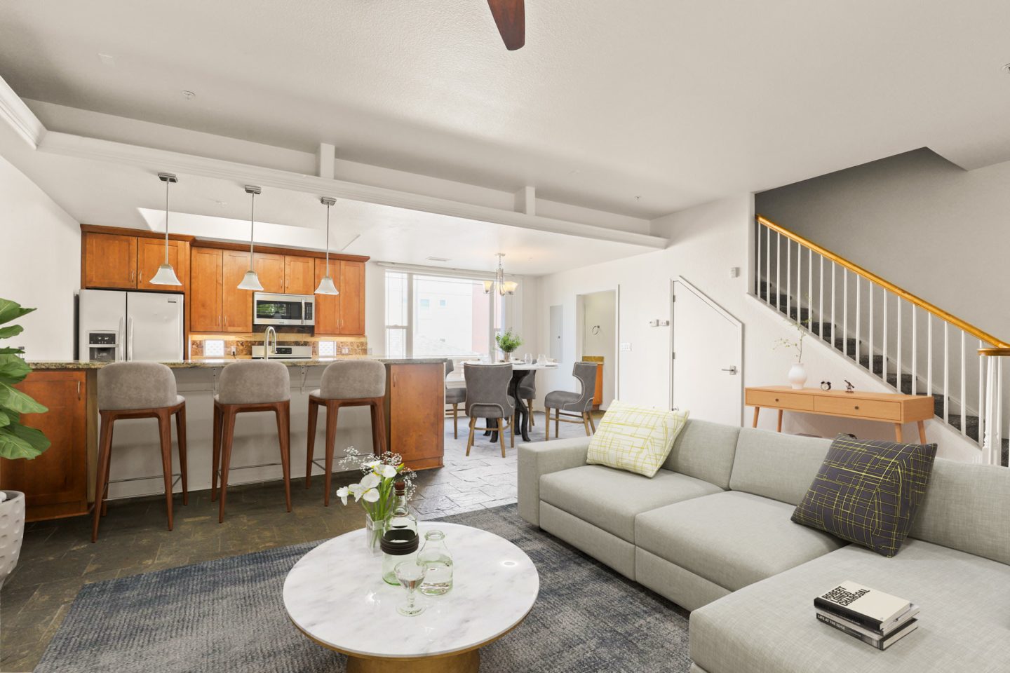 Brownstone Manor Image 2