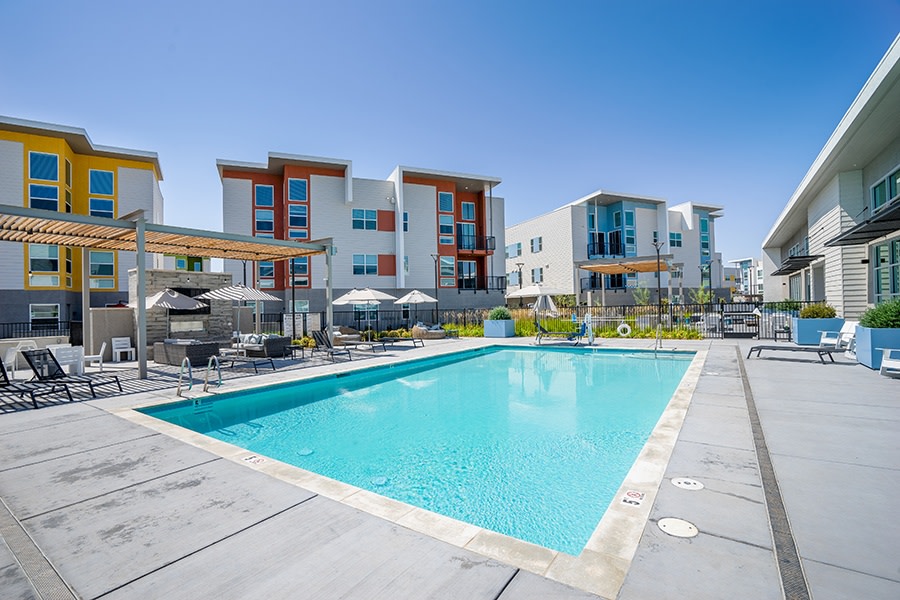 Hub Apartments Image 4