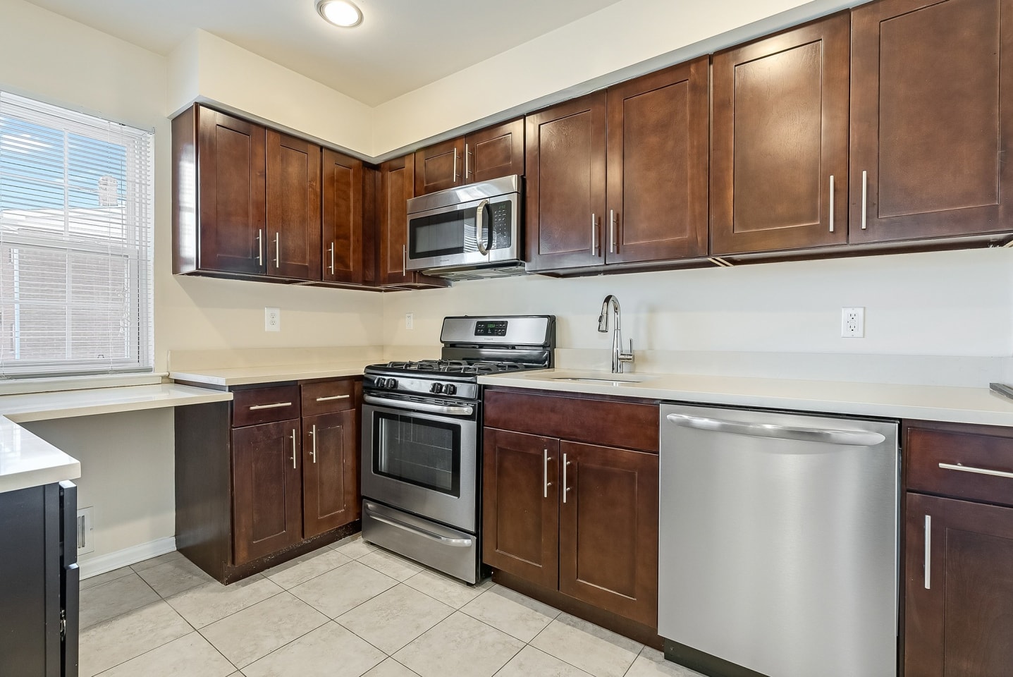 Chatham Hill Apartments Image 17