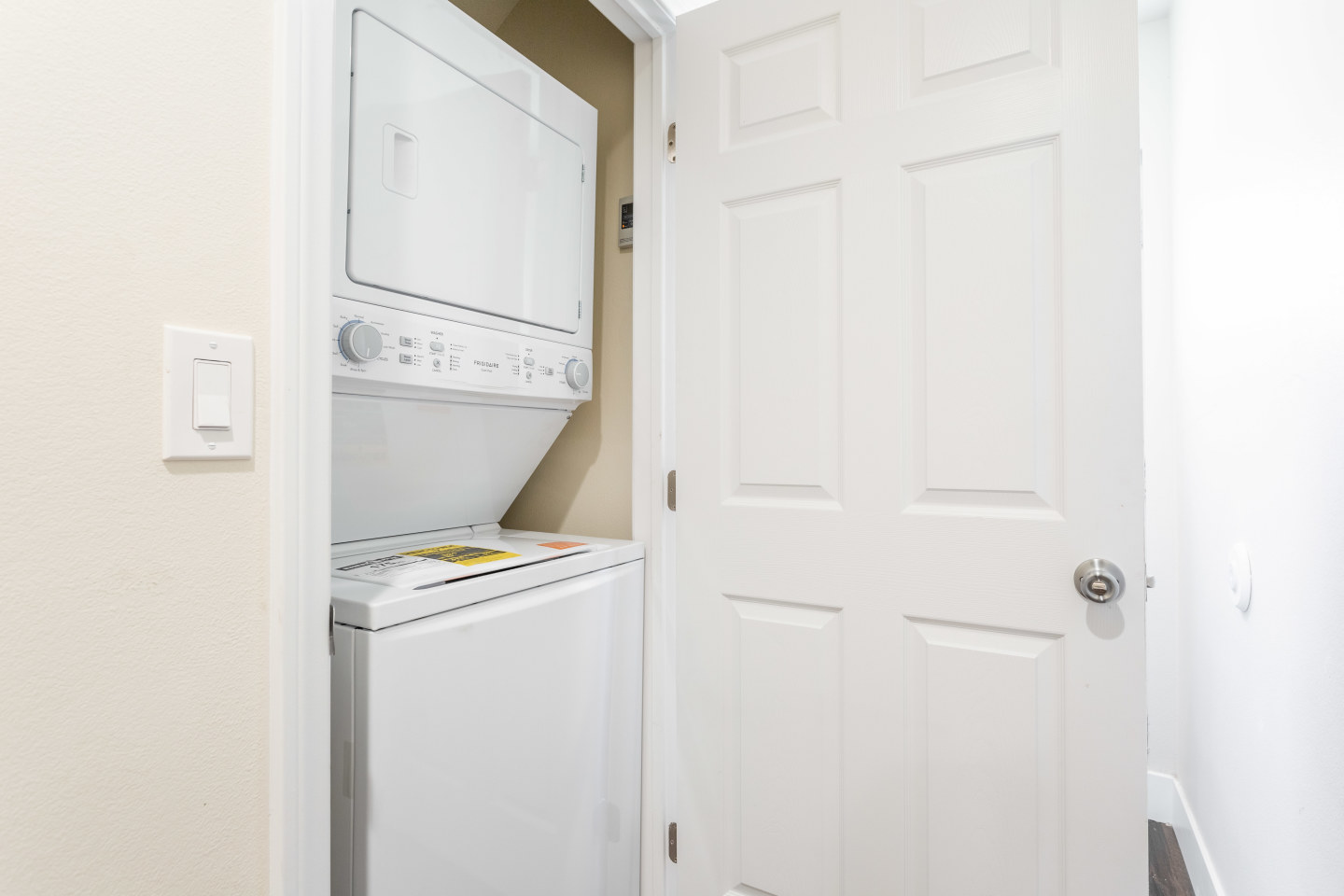 Antares 1419 S New Hampshire Avenue - Co-Living Image 14