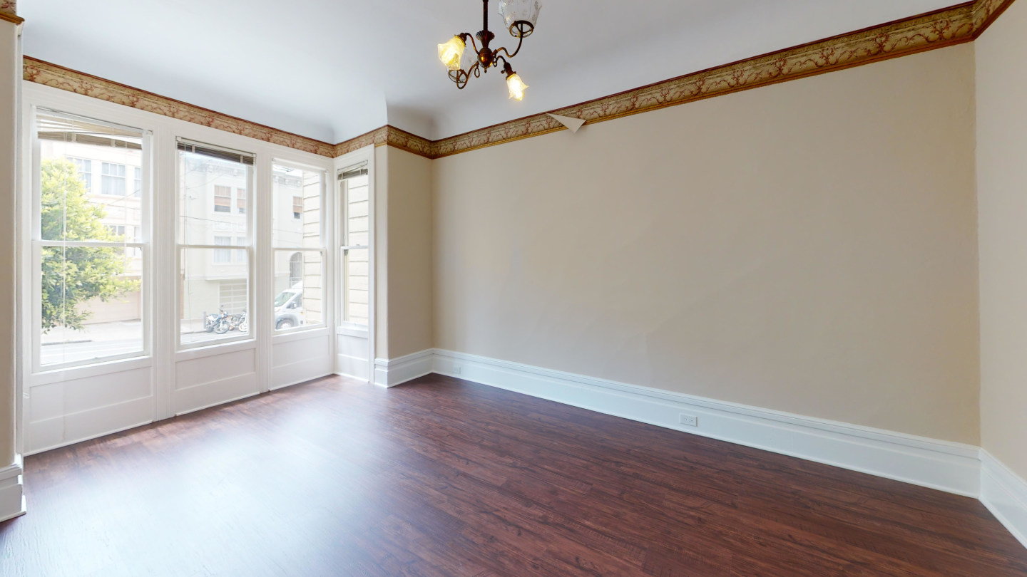 1234 Grove Image 2