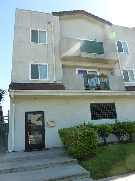 4734 Oakwood Ave Image 3