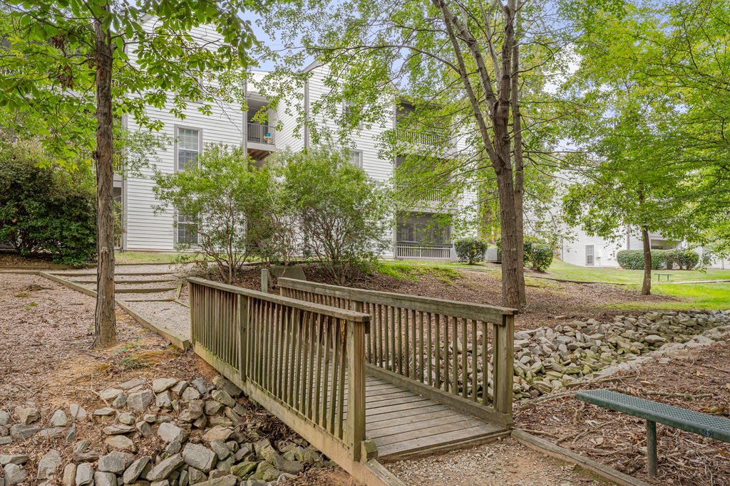 Southpoint Estate Apartments Image 22