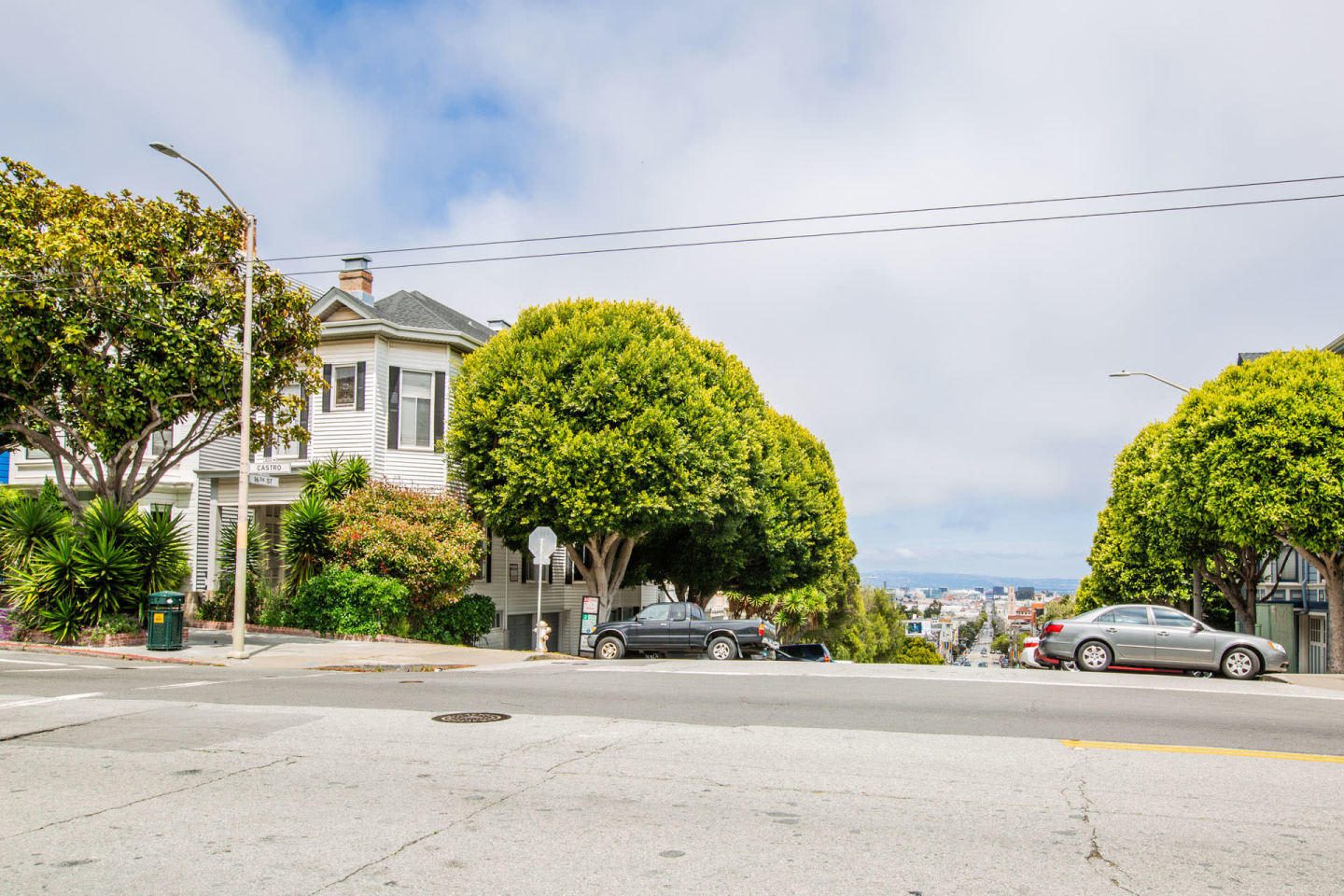 295 Castro Image 7