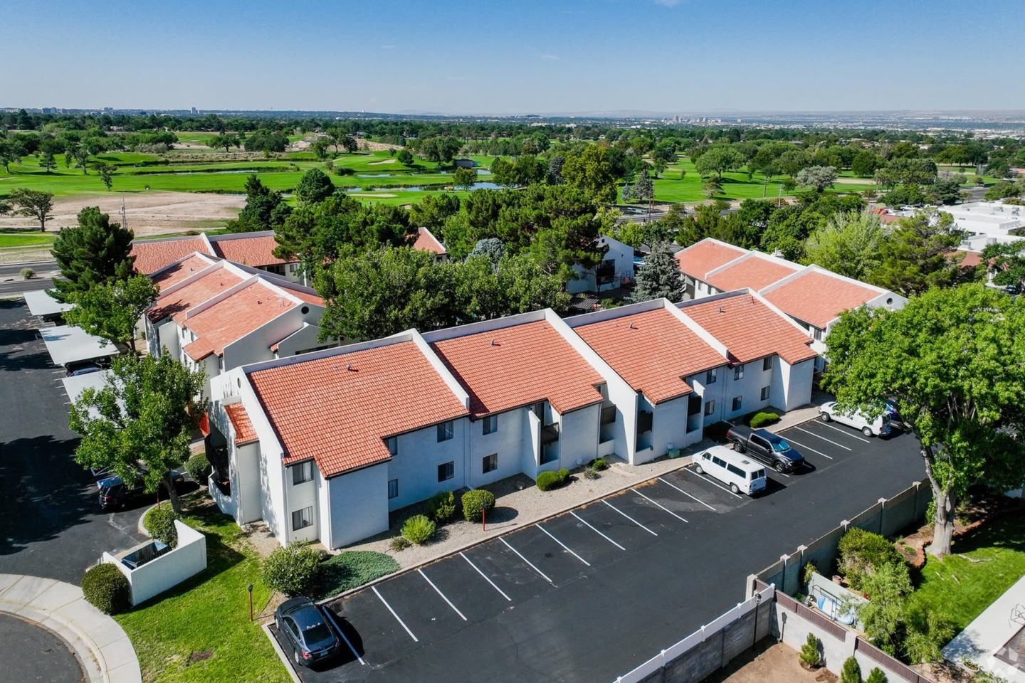 Rancho Verde Apartments Image 40