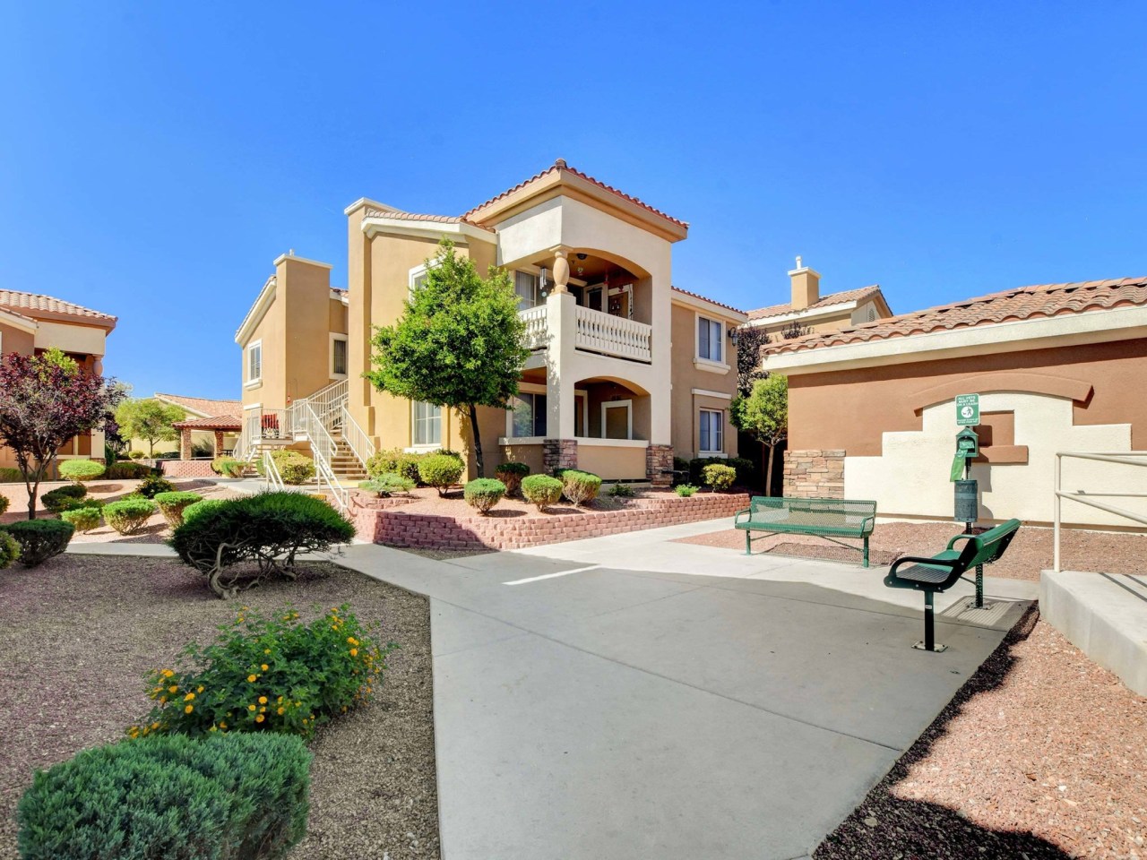 Coronado Bay Club Condo-Apartment Homes Image 18