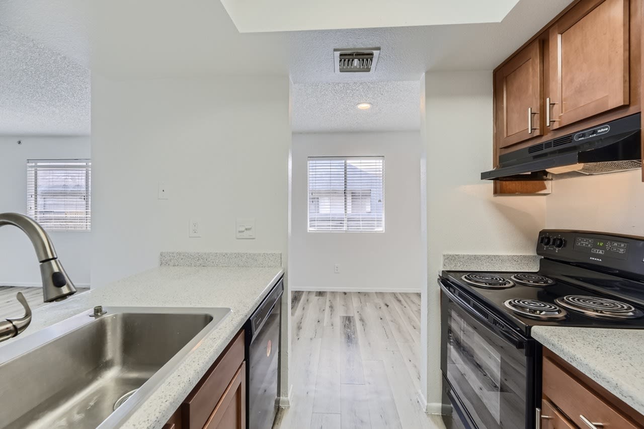 Rise Midtown Apartments Image 31