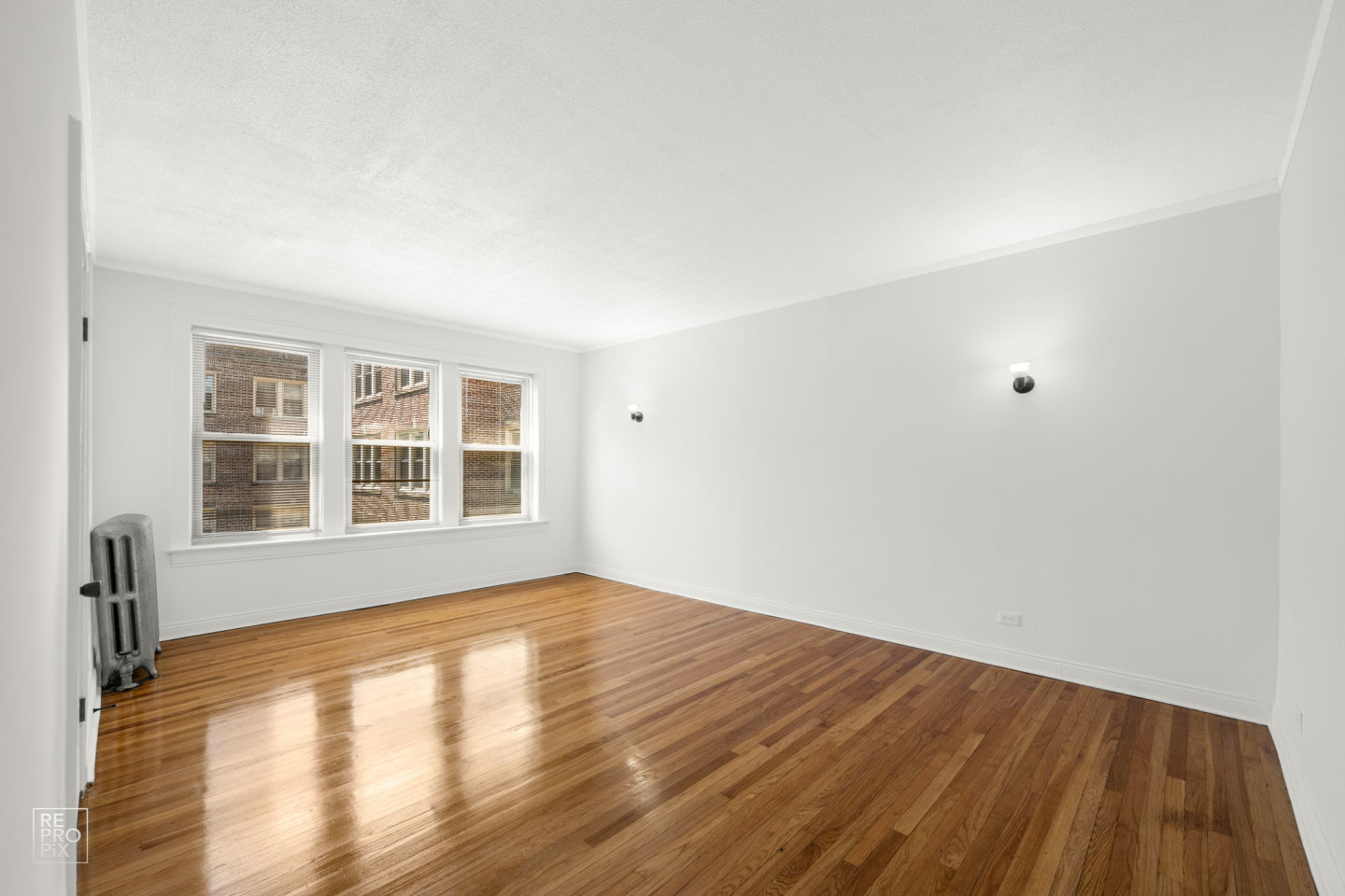 7930 S Ingleside East Chatham Apartments Image 5