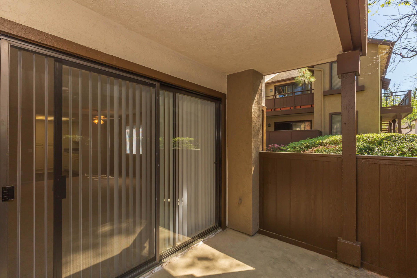 Emerald Court Apartment Homes Image 8