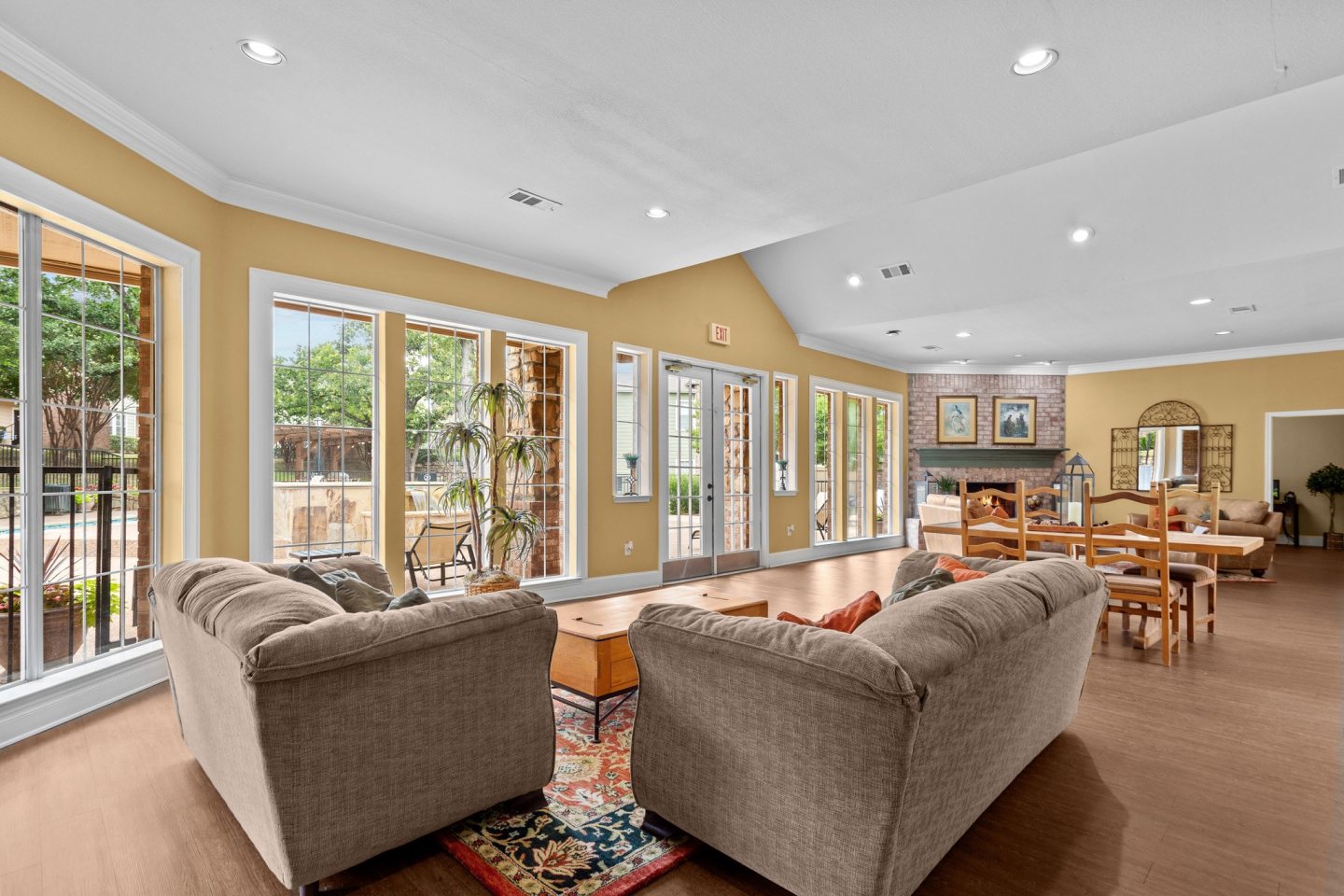 Southgate Glen Image 30