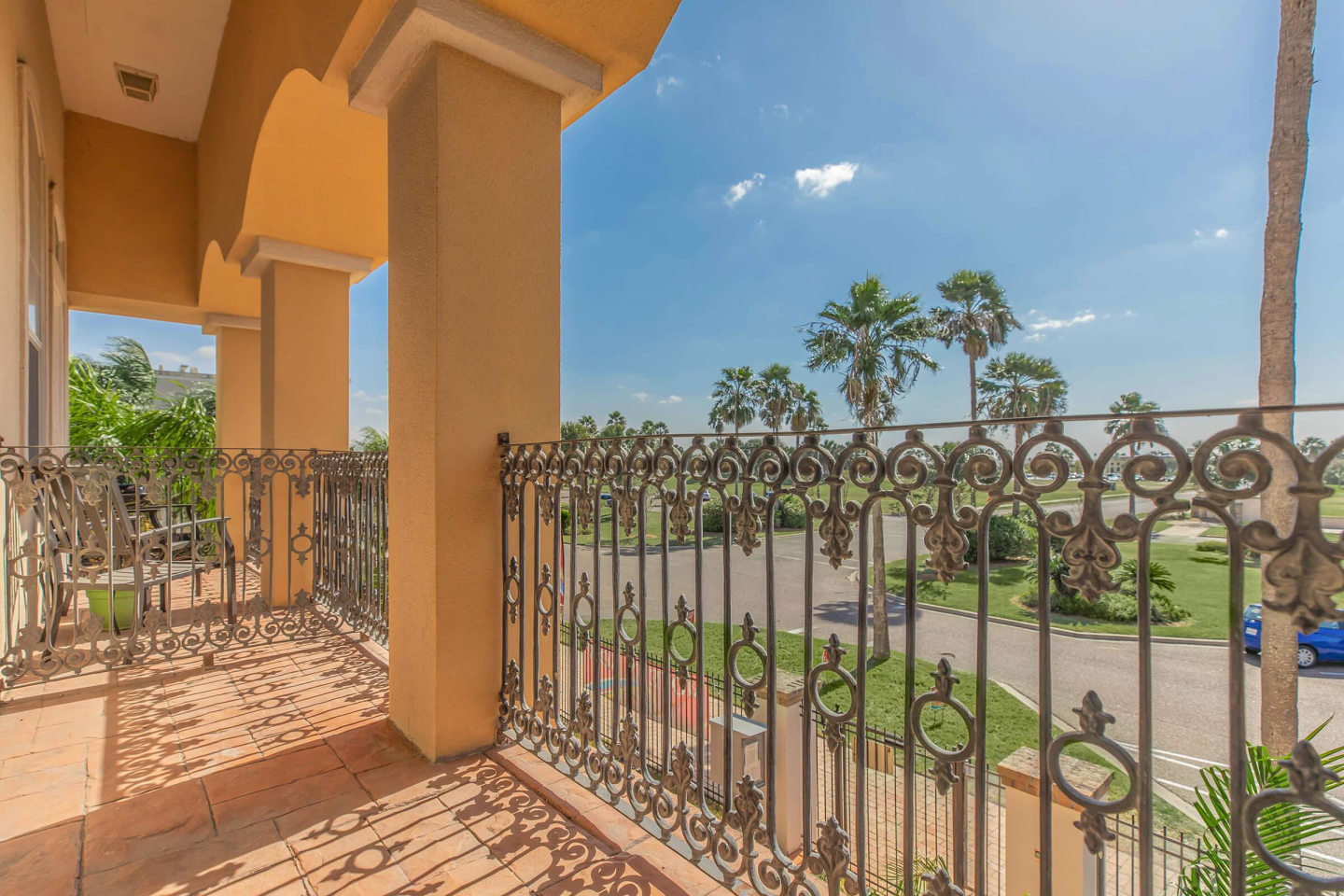 Las Misiones Apartments Image 35