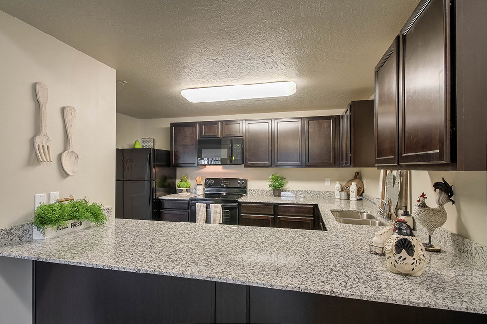Clearfield Station Apartments Image 4