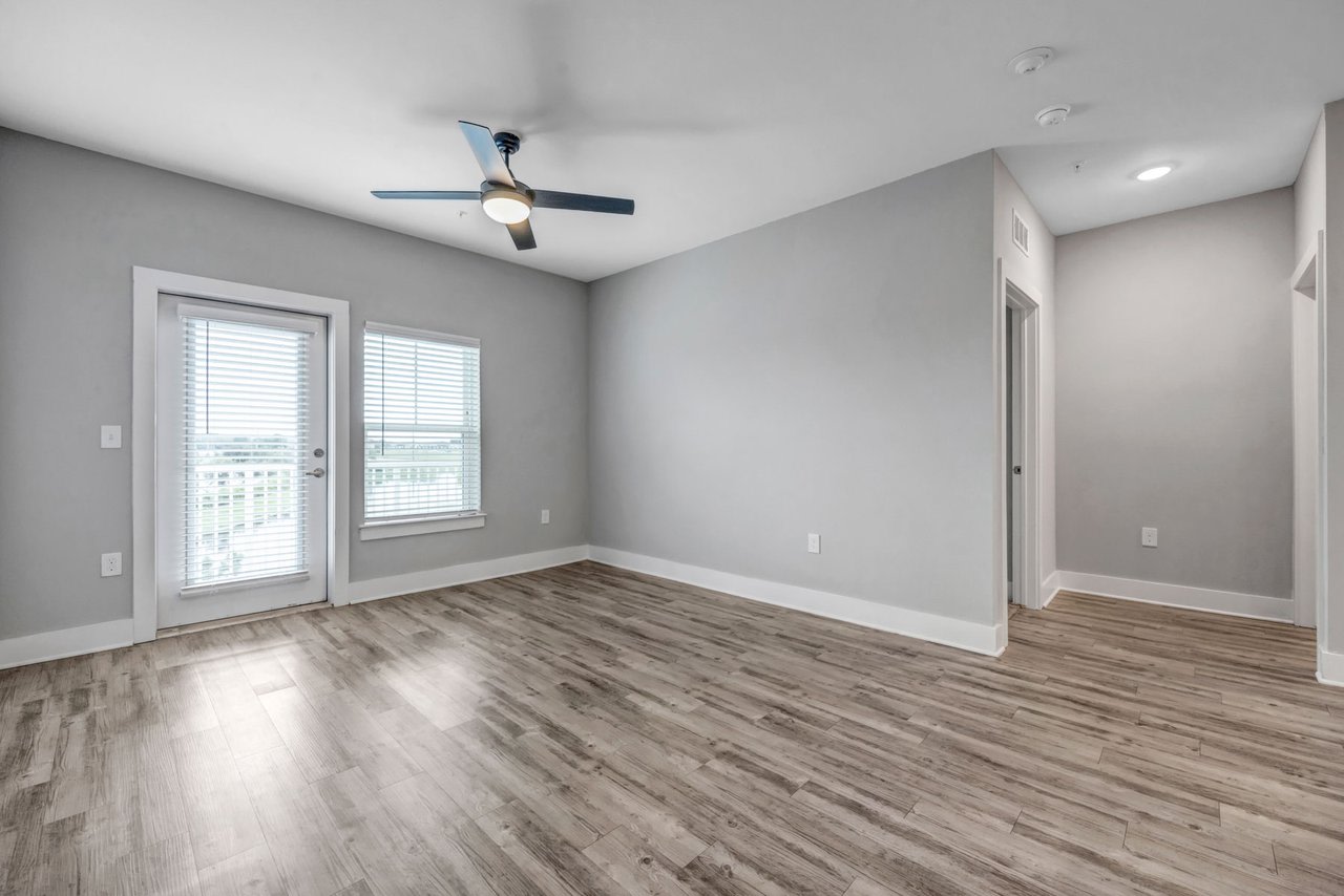 Trevesta Place Image 31