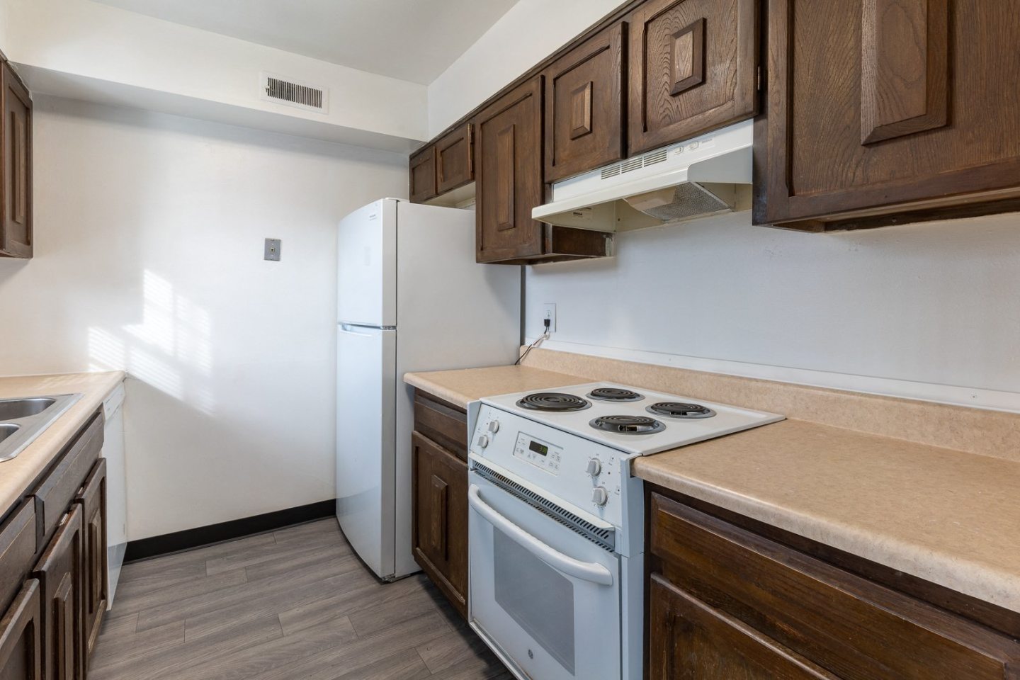 Olde Towne Apartments Image 18