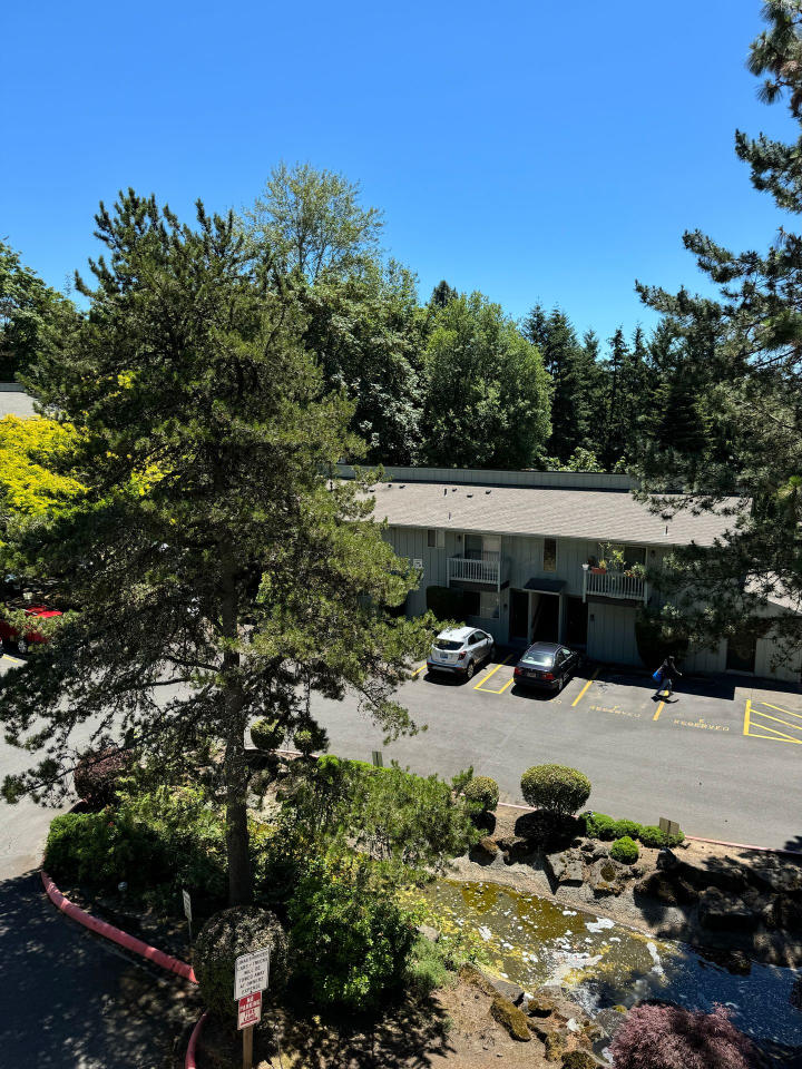 Roxclif Court Image 2