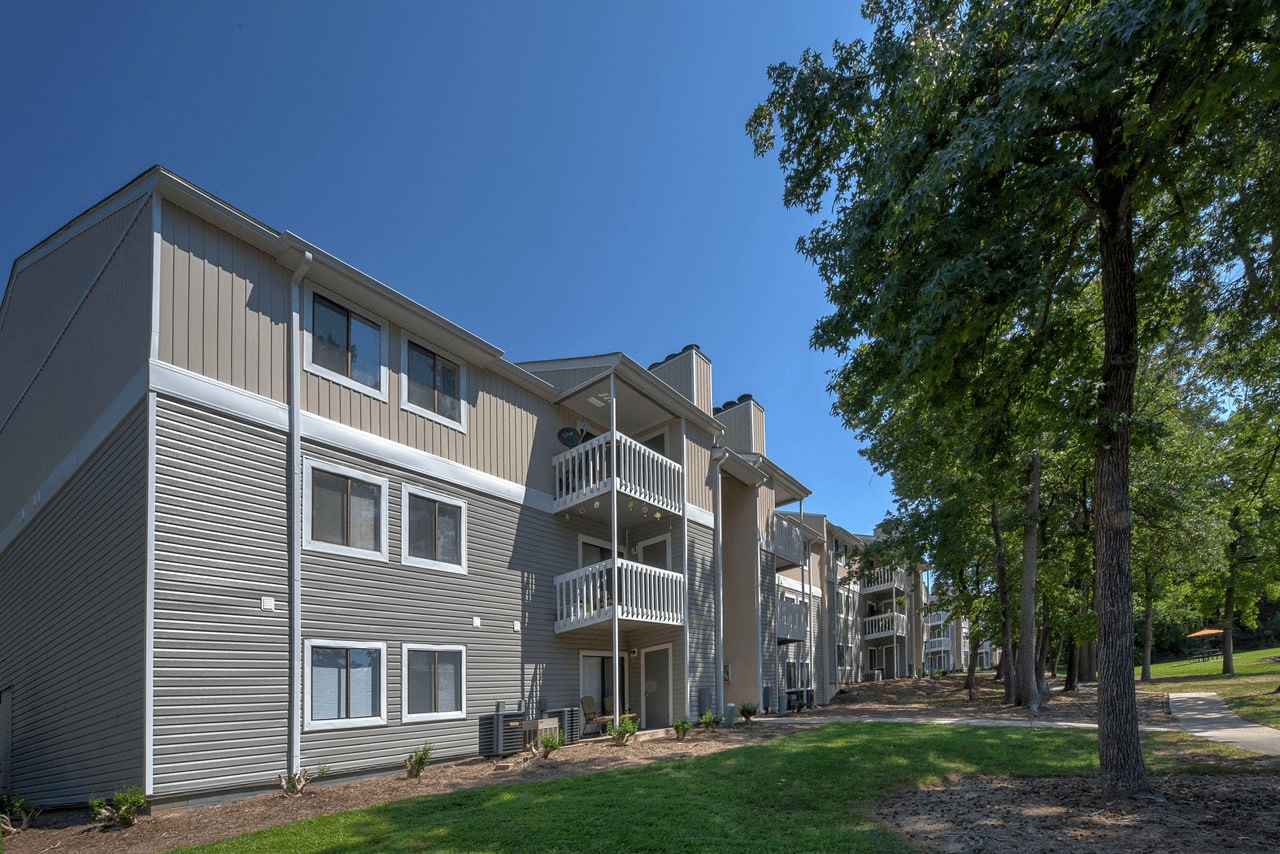 Eastchester Ridge Image 6