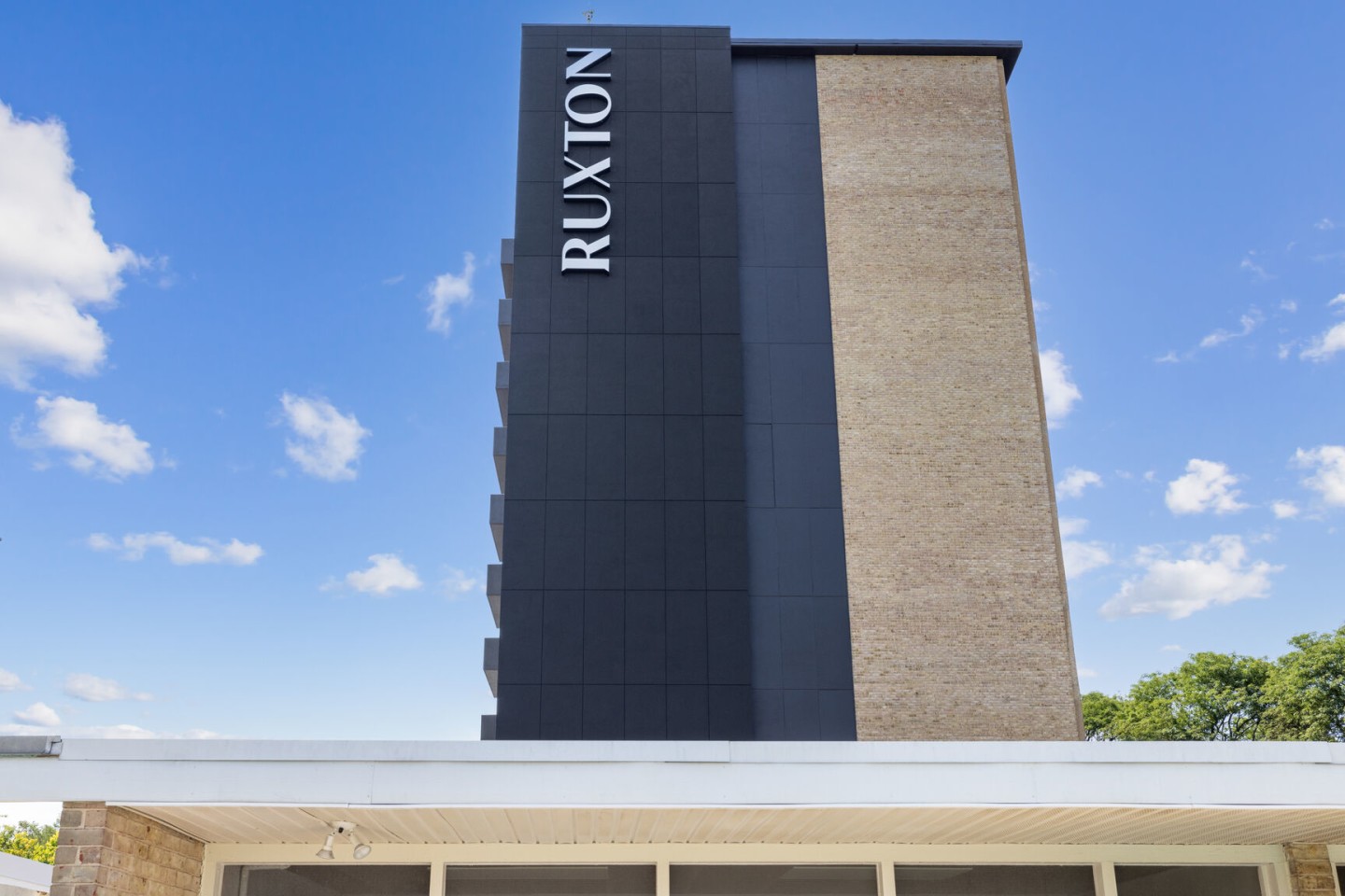 Ruxton Towers Apartments Image 7