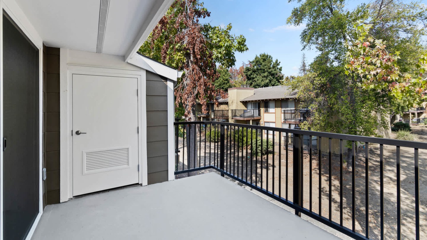 Lorien Ivy Apartments Image 23