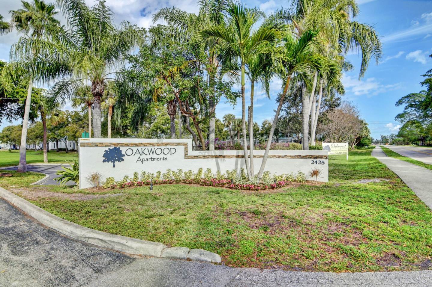 Oakwood Townhomes Image 20
