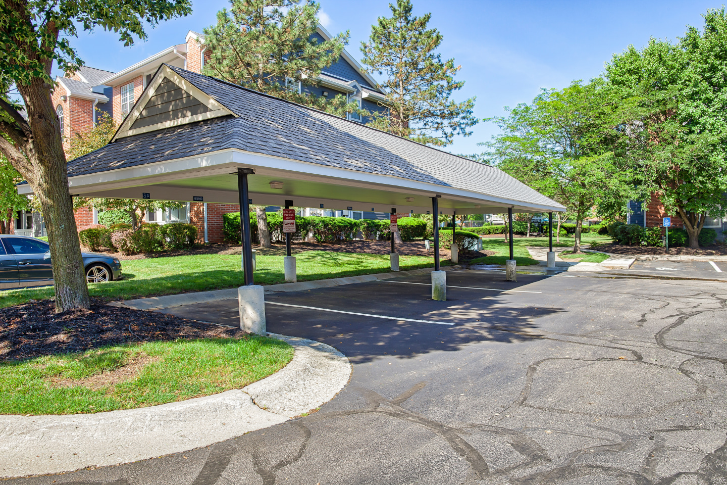 Lakeshore Apartments Image 54