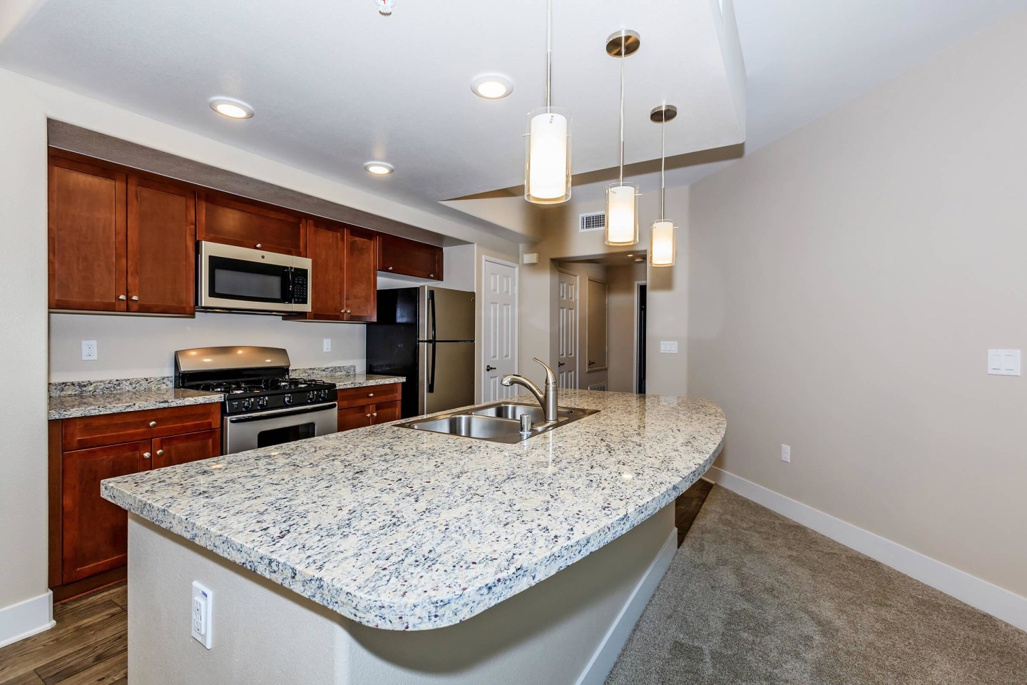 Sendero Gateway Apartment Homes Image 19