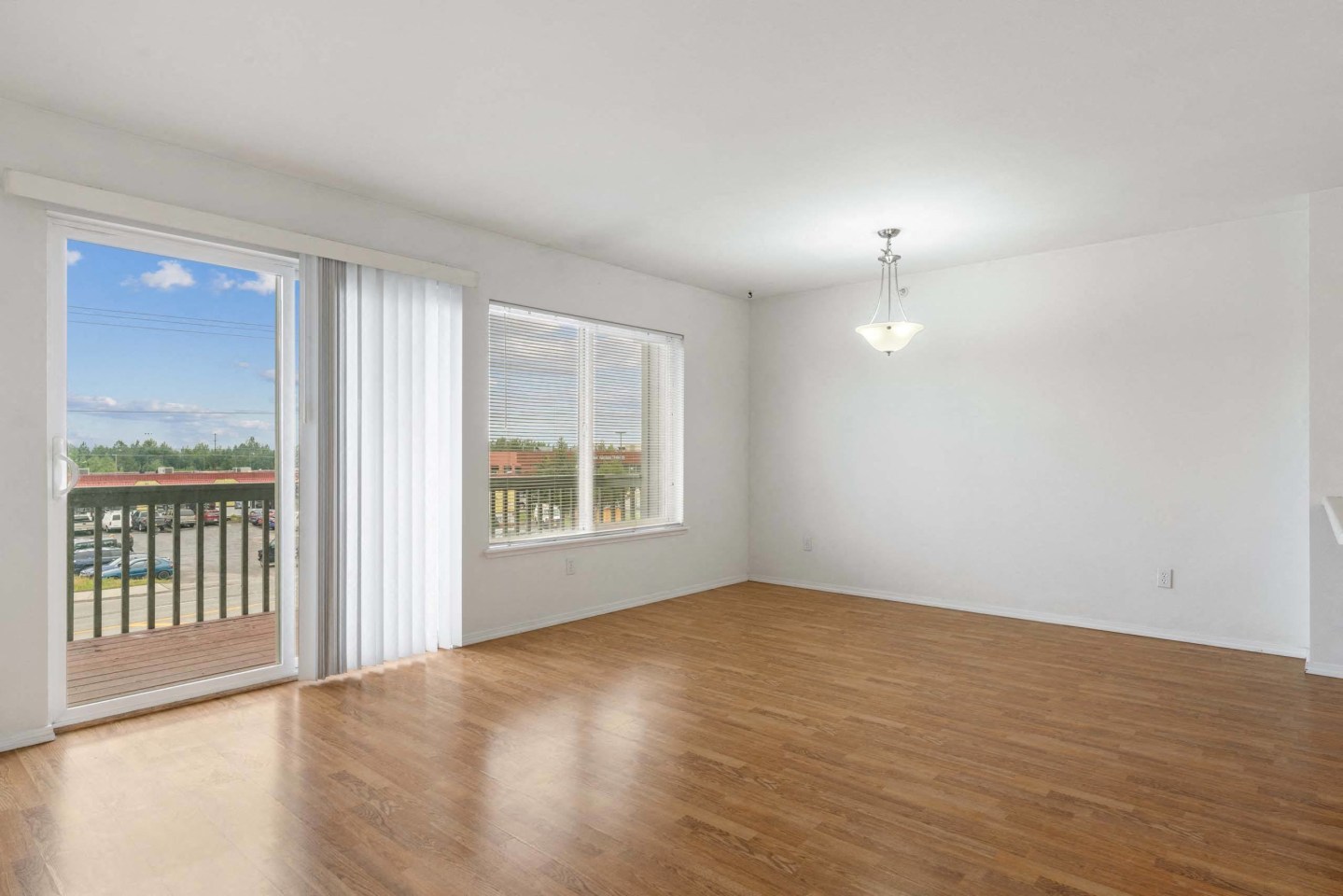 ReNew Bayshore Townhomes Image 9