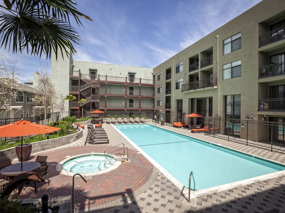 Avalon at Cahill Park Image 18