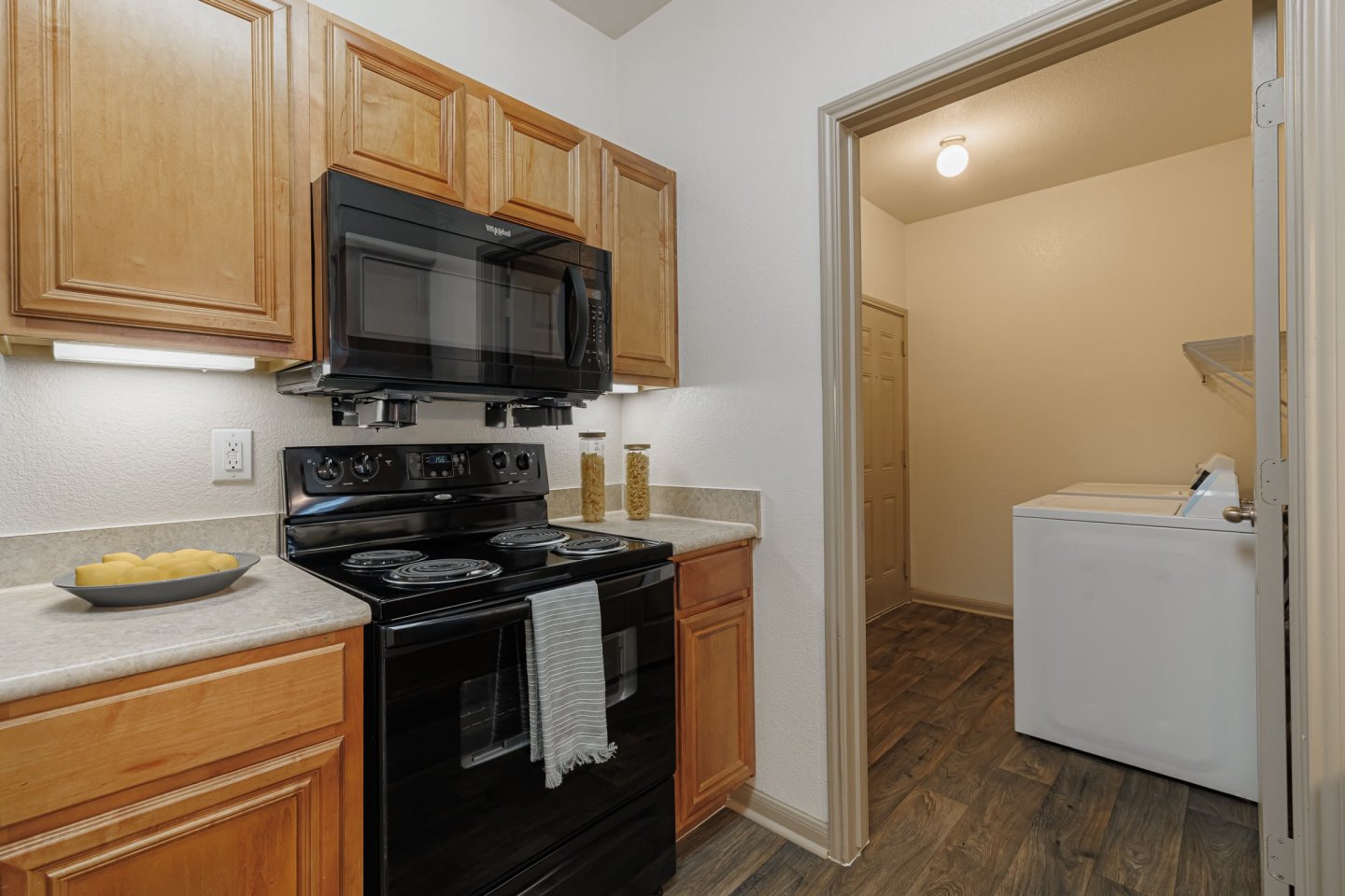 The Retreat at Stafford Apartments Image 8