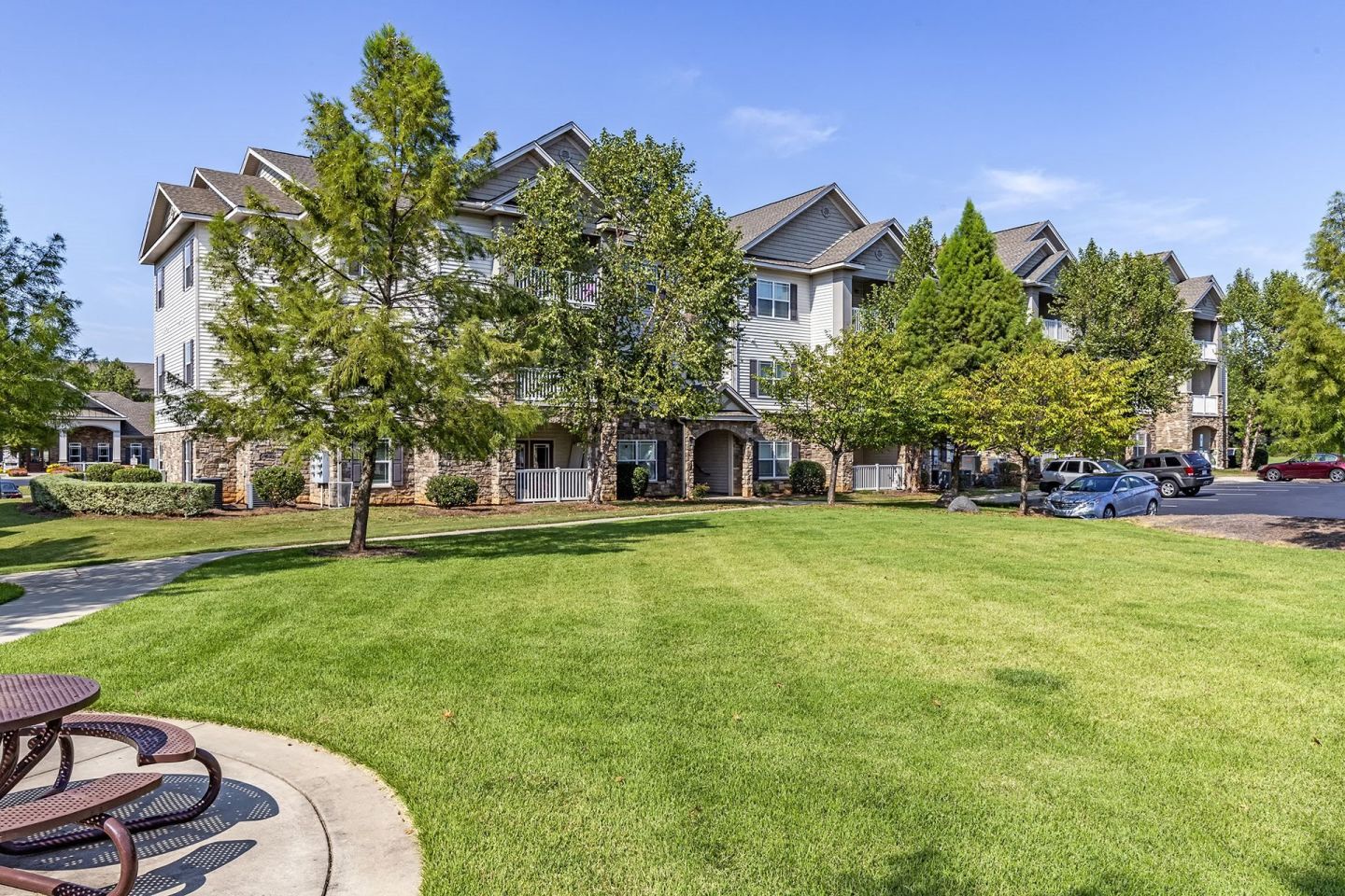 Enclave at Rivergate Image 15
