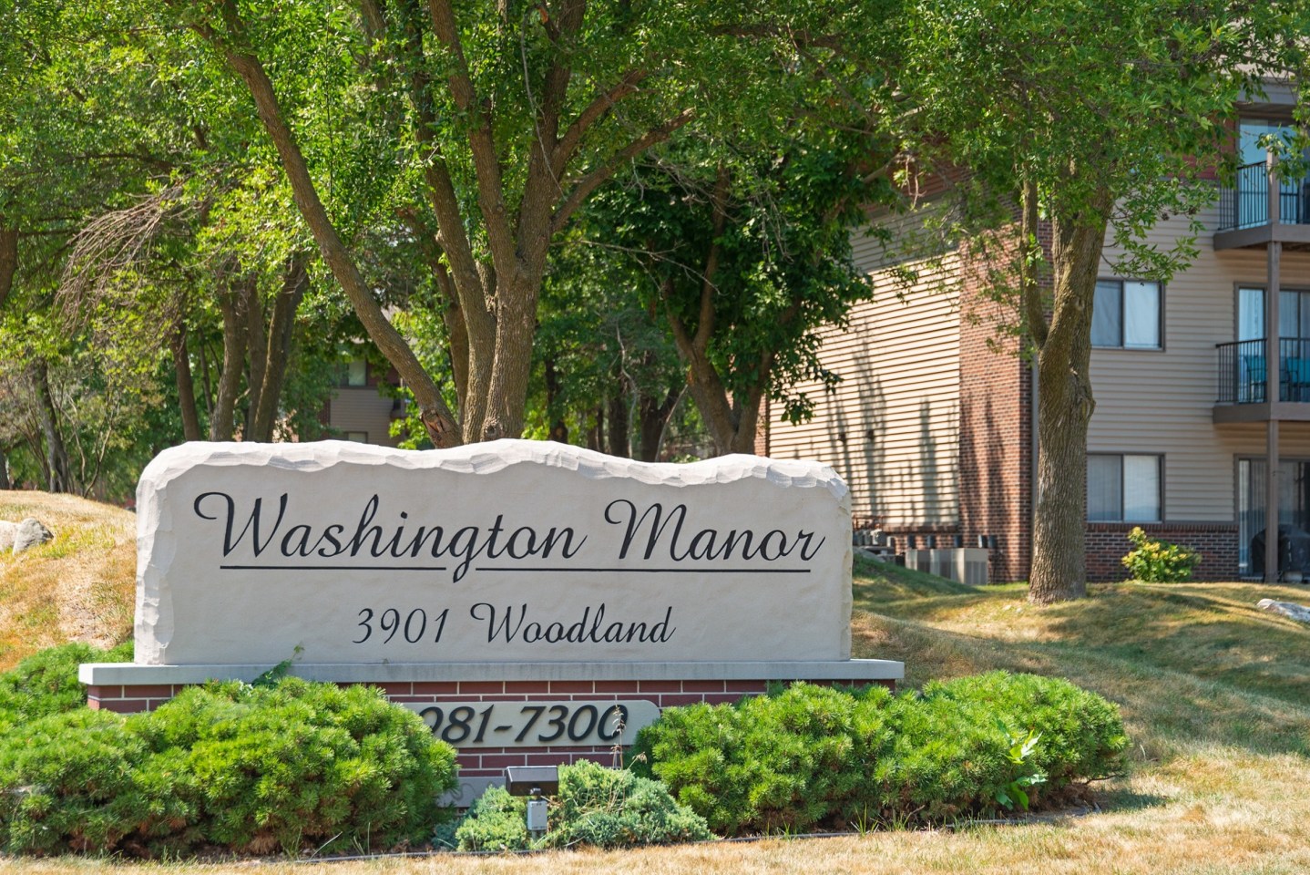 Washington Manor Image 1