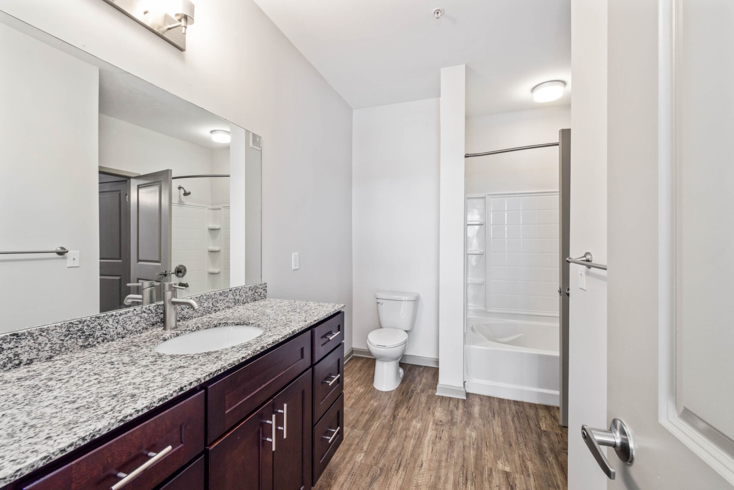 Lofts at Bass I Image 16