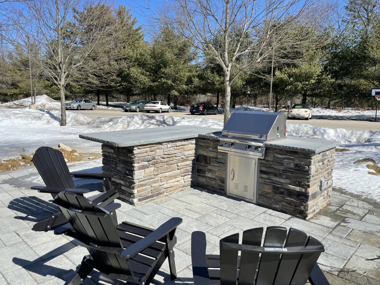 Hollis Commons Image 14