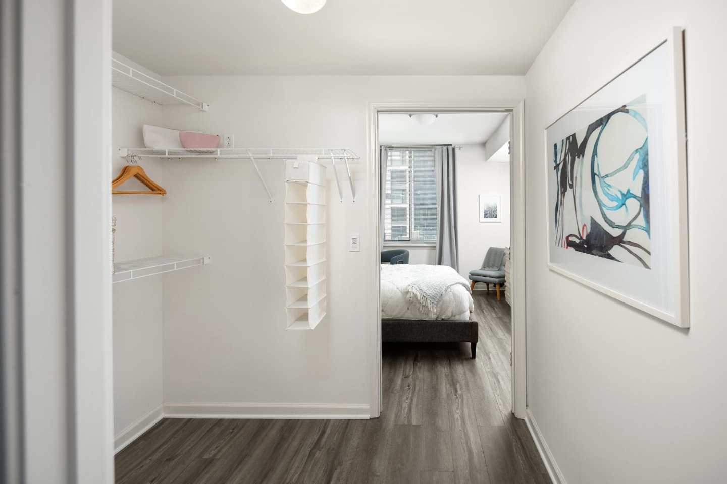 909 Apartments Image 18