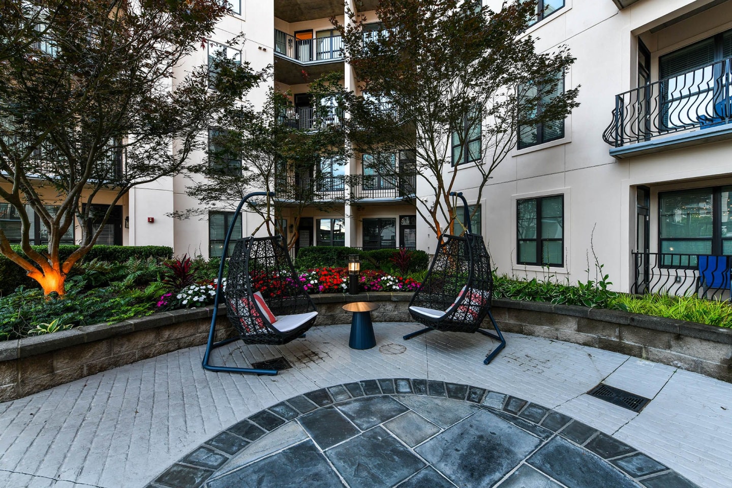 92 West Paces Image 8