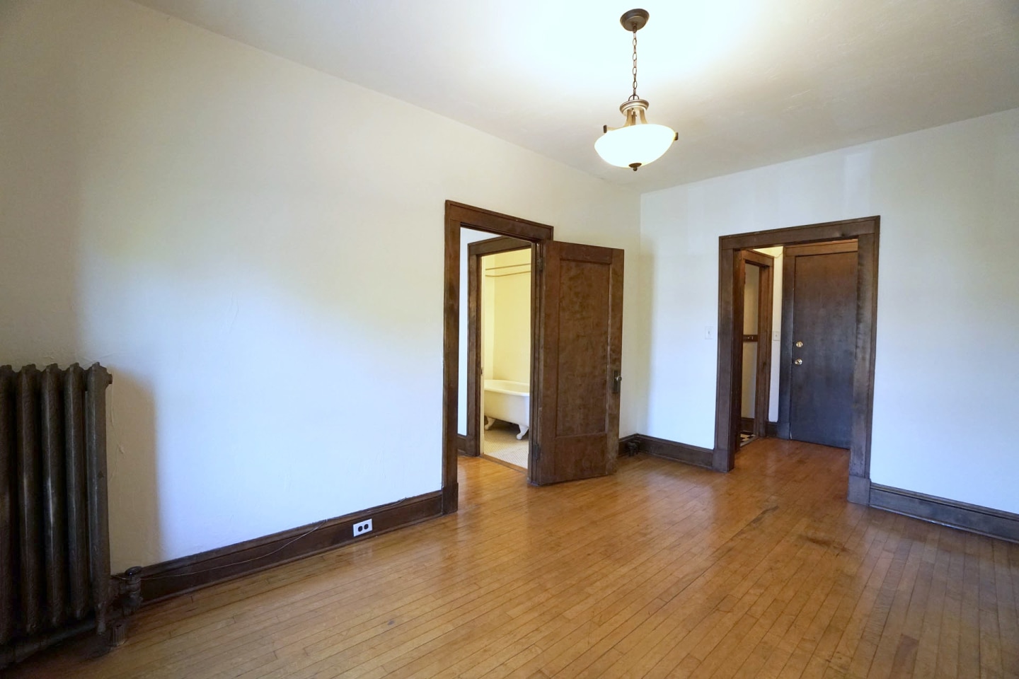 225 Place Apartments Image 17