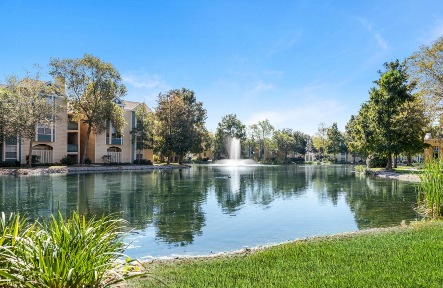 Lakes of Chateau Estates South Image 27