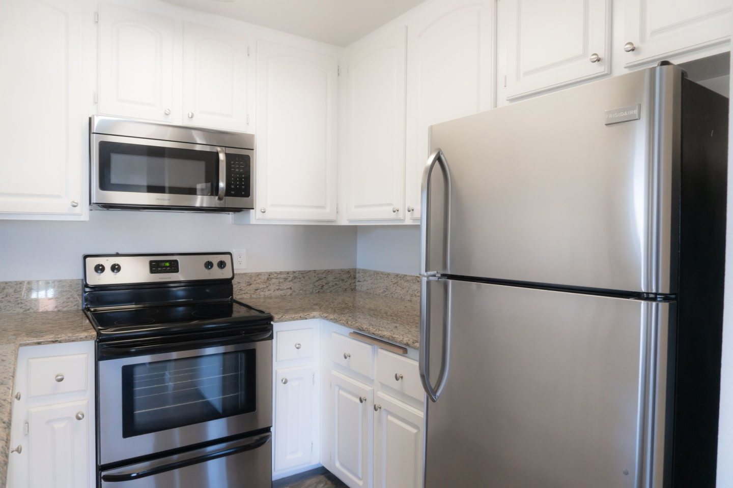 Viewpoint Luxury Apartments Image 9