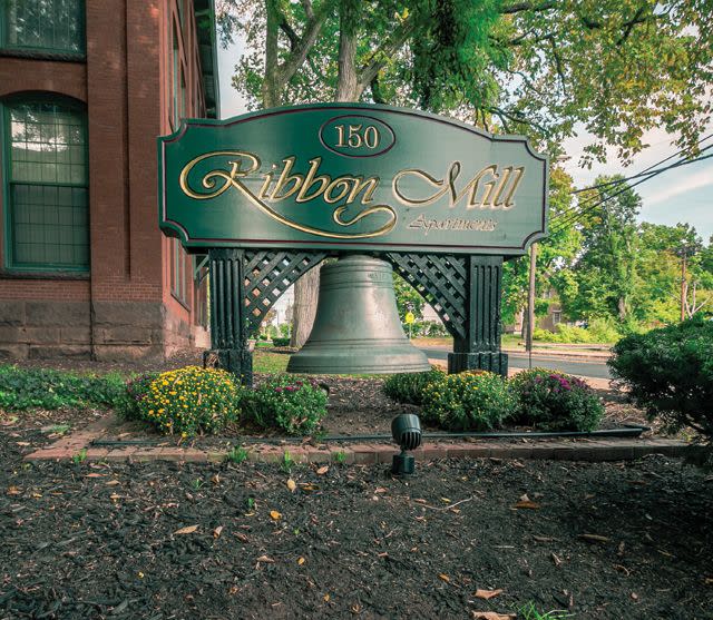 Ribbon Mills Apartments Image 6