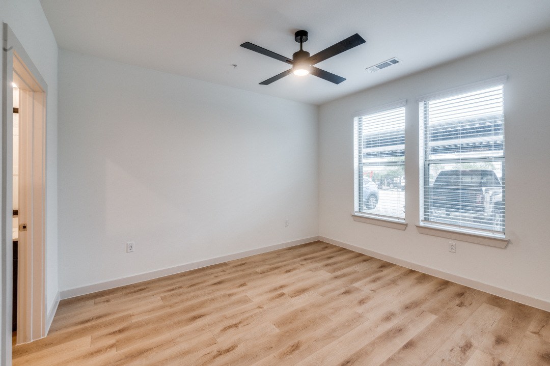 Burnett Lofts Image 11