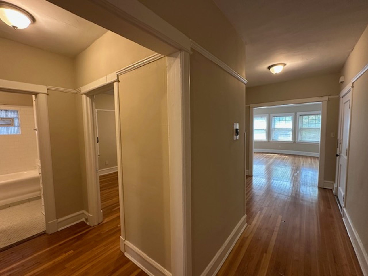2534 N Prospect Avenue Image 6