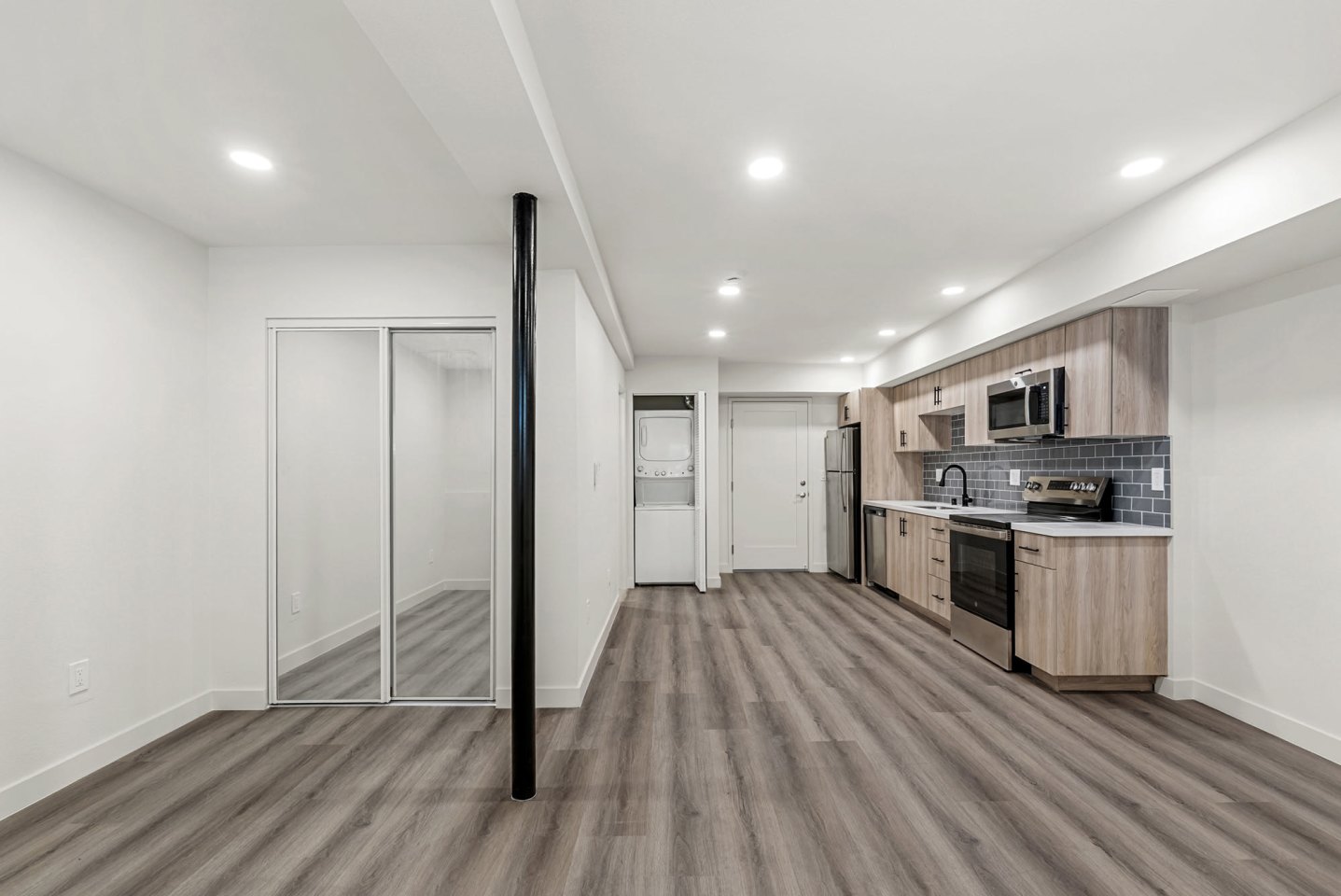 Westside Terrace Image 30