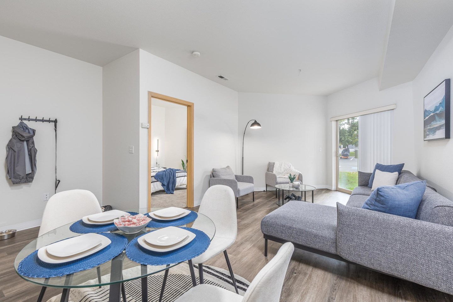 Shoreline Village Apartment Homes Image 22