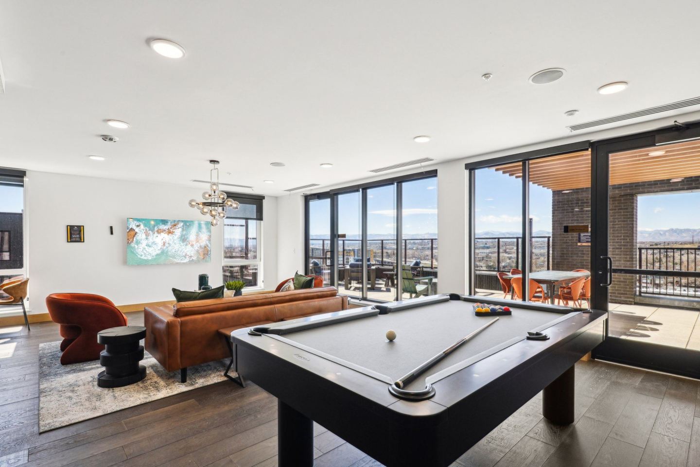 Oso Apartments Image 3