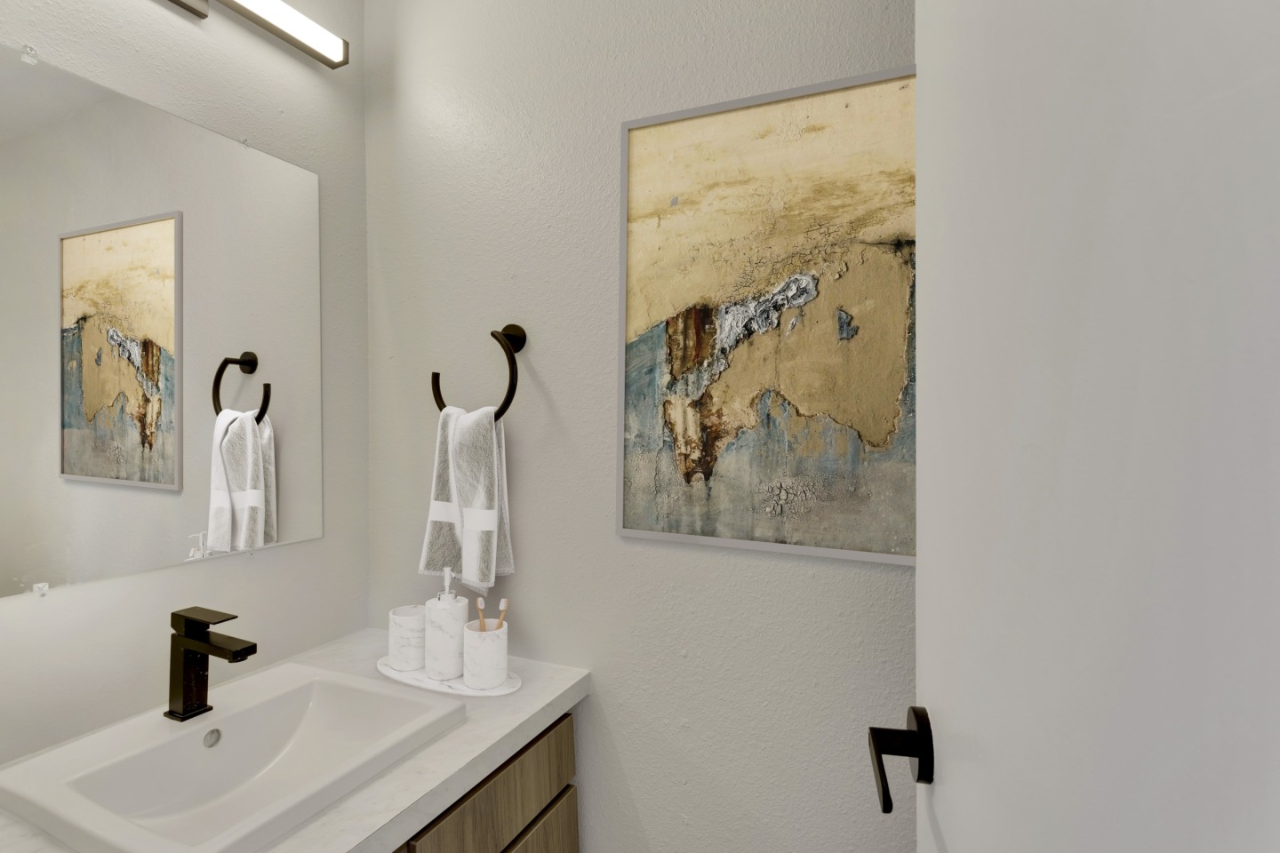 Elowyn Townhomes Image 5